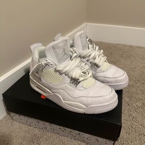 Air Jordan 4 Pure Money